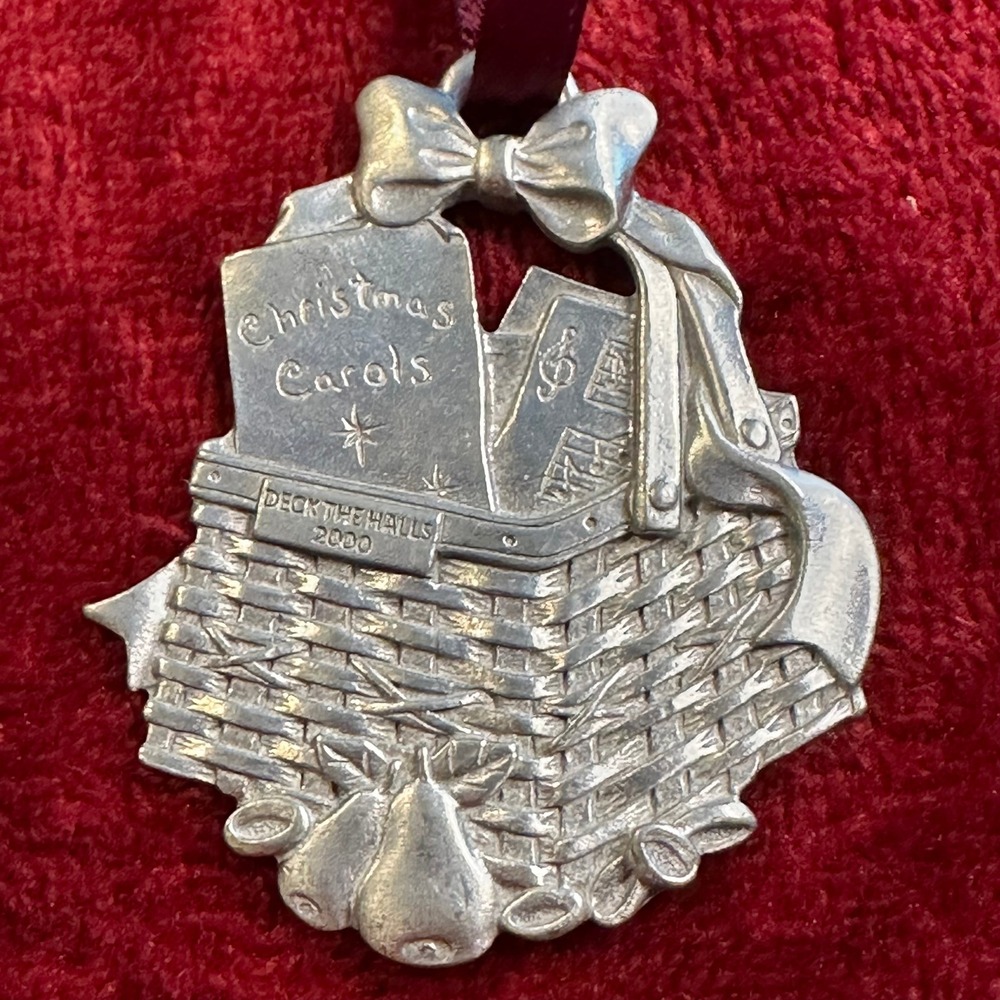 Longaberger‎ Deck the Halls 2000 Pewter Christmas Ornament Basket Carols USA